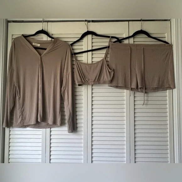 3 piece Loungewear Set - Picture 2 of 4